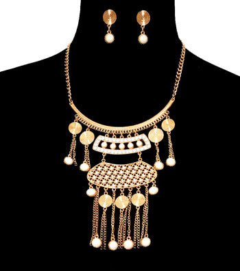 Charm Metal Necklace Set